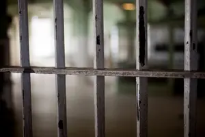 У Росії схвалено закон, який дозволяє саджати дітей від 14 років за «диверсії» аж до довічного ув’язнення