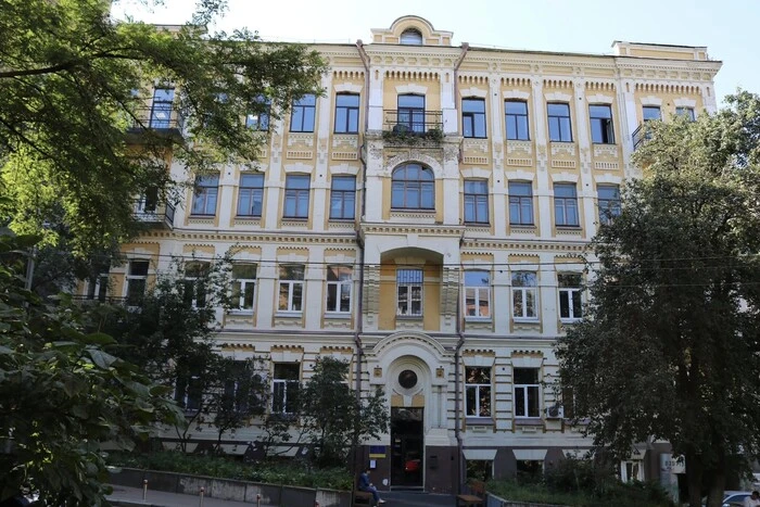 У центрі Києва почалася реставрація історичної садиби XIX століття