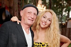 Полякова перервала інтерв'ю свого чоловіка. Співачка заборонила йому спілкуватися з пресою