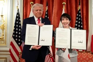 Нова премʼєрка Японії відмовила Трампу у забороні імпорту російського газу – Reuters