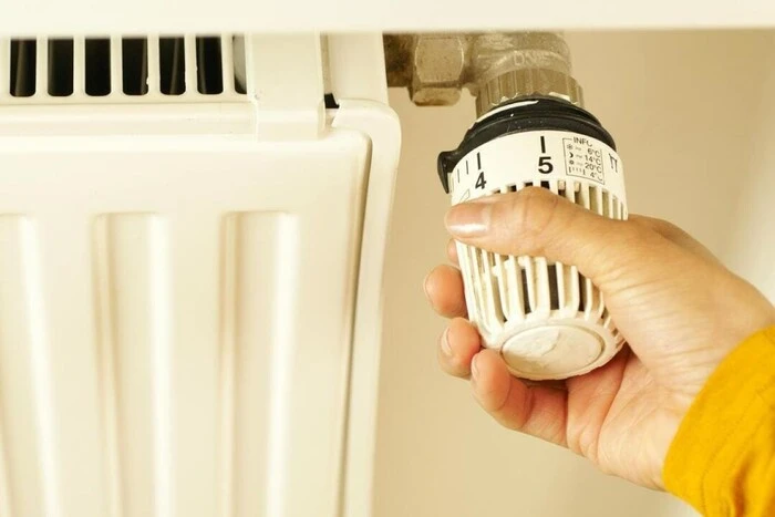 Старт опалювального сезону у столиці: скільки будинків уже з теплом