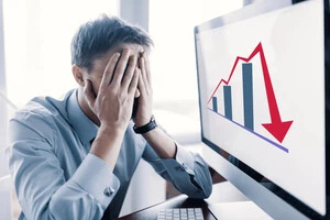 Російська економіка демонструє системне падіння – розвідка