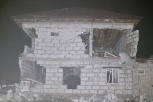 Росія атакувала Запоріжжя: є пошкодження, постраждалі, зникло світло 