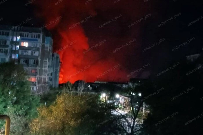 У порту Туапсе внаслідок атаки дронів загорівся танкер