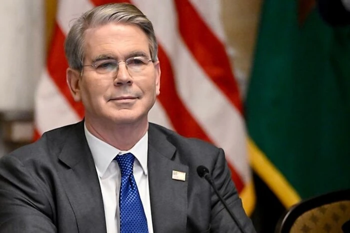 Бессент: США працюватимуть над зниженням залежності від рідкісноземельних мінералів з Китаю