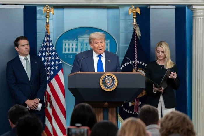 Трамп про захист Тайваню: Сі Цзіньпін знає, якою буде відповідь США