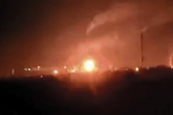 Генштаб підтвердив ураження Саратовського НПЗ