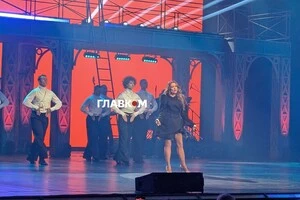 Могилевська на ювілейному концерті показала свою велику родину 