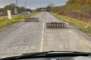 На Закарпатті біля пунктів пропуску встановлюють бетонні блоки: прикордонники назвали мету