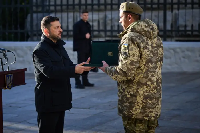 Зеленський відзначив воїнів інженерних підрозділів ЗСУ держнагородами (фото)