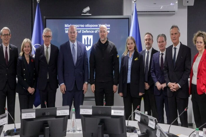 Шмигаль повідомив подробиці зустрічі з делегацією НАТО