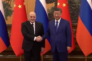 Глава російського уряду провів переговори з Сі Цзіньпіном: деталі