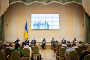 За словами очільника «Укрзалізниці», програма «3000 кілометрів» має розвантажити найпіковіші періоди