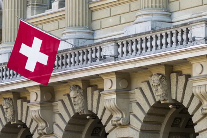 Виїзд українських чоловіків до Швейцарії: зафіксовано рекорд