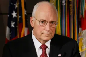 Чейні більшу частину дорослого життя страждав від серцево-судинних захворювань