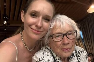 «Пам’ятає Другу світову й голод»: бабуся Катерини Осадчої відсвяткувала своє 90-річчя (фото)