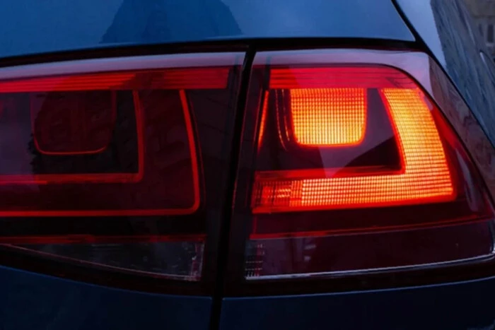 В Україні патрульні штрафують авто зі США. Як цього уникнути