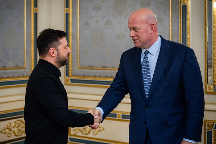 Посол США при НАТО Вітакер зустрівся із Зеленським у Києві: що обговорили