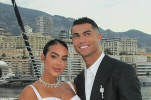 Роналду вперше розповів, як робив пропозицію нареченій