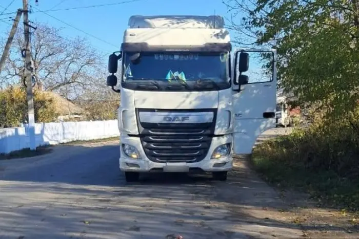 На Вінниччині дев'ятирічний хлопчик потрапив під колеса вантажівки