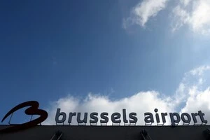 Брюссельський аеропорт закрито через невідомі дрони
