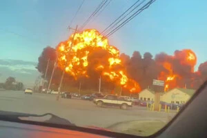 У США розбився вантажний літак