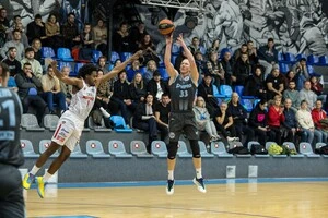 Тепер у Закурдаєва 3147 очок і майже 400 очок до Олексія Онуфрієва, у якого наразі 3515 очок