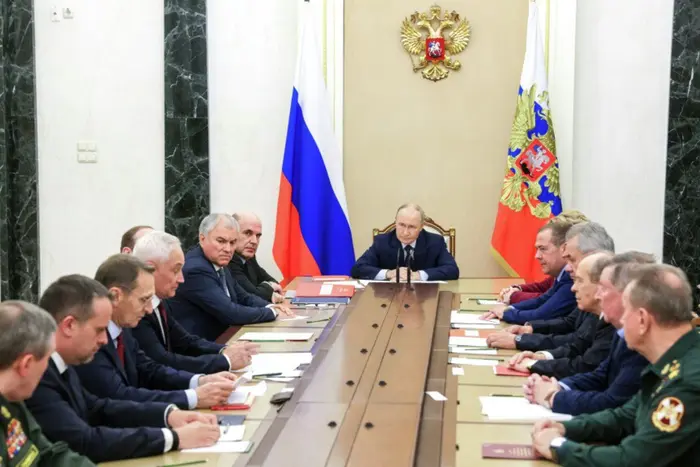 Путін схвалив підготовку до тестового вибуху атомної бомби