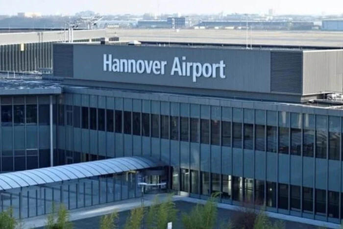 У Німеччині аеропорт Ганновера втретє за тиждень зупинив роботу через дрон