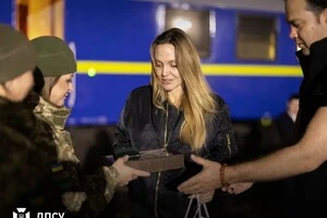 Українські прикордонники подякували Анджеліні Джолі за підтримку України