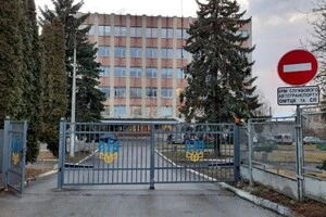 У Тернополі чоловік, тікаючи із ТЦК, випав із вікна п’ятого поверху