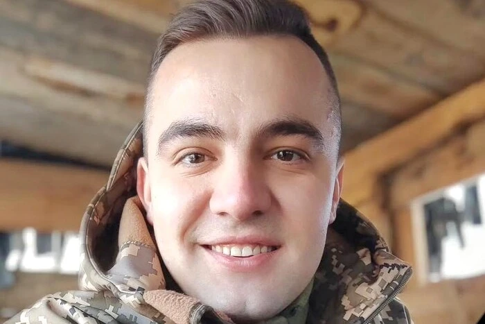 Загинув військовий Максим Тимощук, що прославився у TikTok жартівливими відео про службу