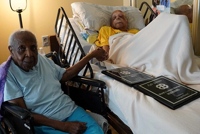 216 років на двох. Подружжя зі США стало найстарішою парою в історії