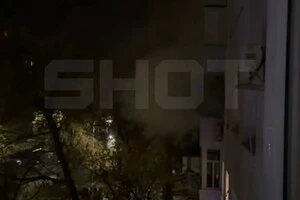 Валить дим з квартири, де стався вибух