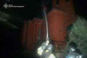 Росіяни пошкодили храм на Дніпропетровщині (фото)