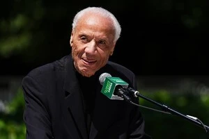 Пішов з життя легендарний гравець та тренер НБА