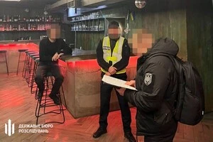 У Києві затримано правоохоронців, які хотіли продати квартиру померлої особи  