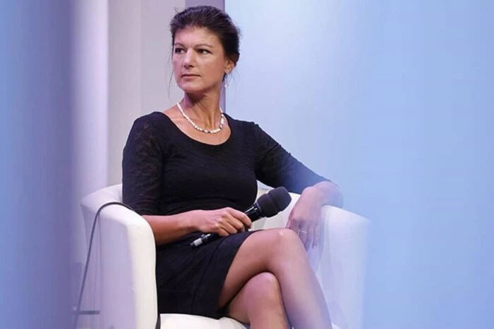 Німецька «подруга Путіна» Вагенкнехт покидає керівництво власної партії