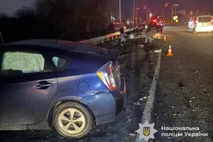Правоохоронці встановлюють причини та обставини автопригоди