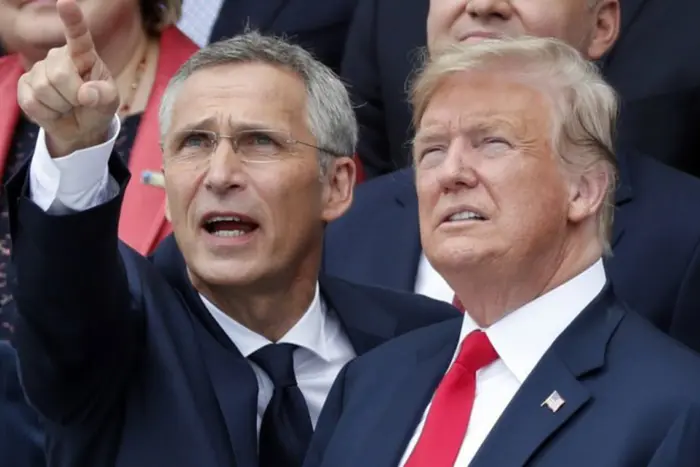 Ексгенсек НАТО розповів, як заборонив підлеглим насміхатися з Трампа у 2016 році