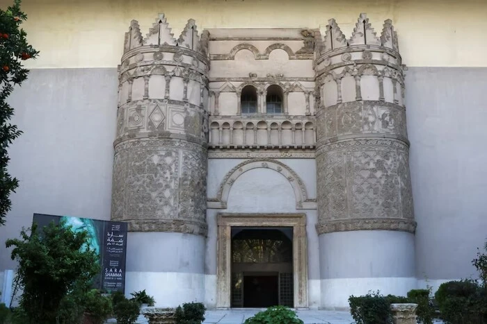 З Національного музею Сирії невідомі викрали шість стародавніх статуй