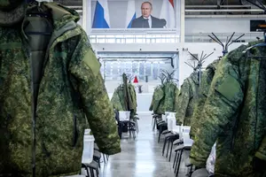 РФ карає рекрутерів, які не виконують план мобілізації: подробиці від ГУР