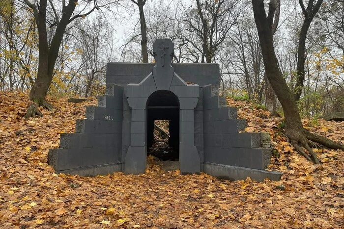 Флорівський цвинтар на Замковій горі може стати памʼяткою культурної спадщини