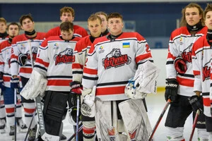 Минулого сезону «Крижинка» стала абсолютним аутсайдером ліги з тридцятьма поразками у тридцяти матчах