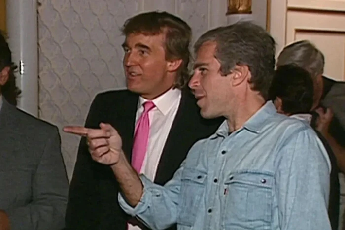 Трамп відреагував на згадку свого імені в листах Епштейна, опублікованих демократами