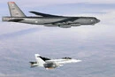 США провели навчальний політ бомбардувальника B-52 біля кордону з Росією
