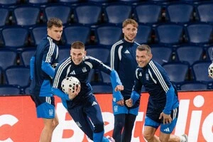 Став відомий стартовий склад збірної України на гру з Францією