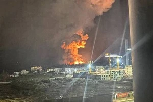 Дрони атакували нафтобазу у Новоросійську (відео)