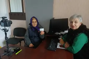 Фахівці допомогли жінці підтвердити належність до громадянства України