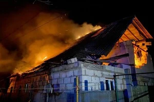 Нічна атака на Київщину: пошкоджено ряд цивільних виробництв, будинки та склади